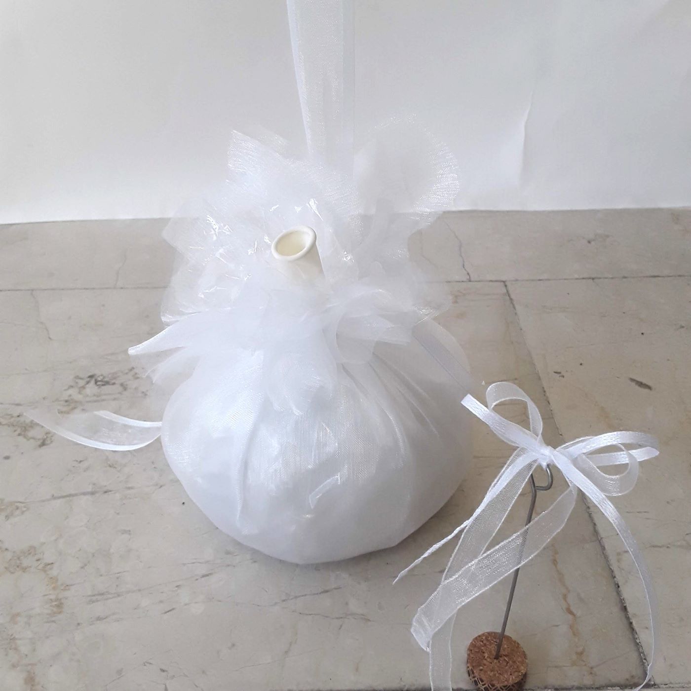 Basic-Ballon Fuß und Nadel