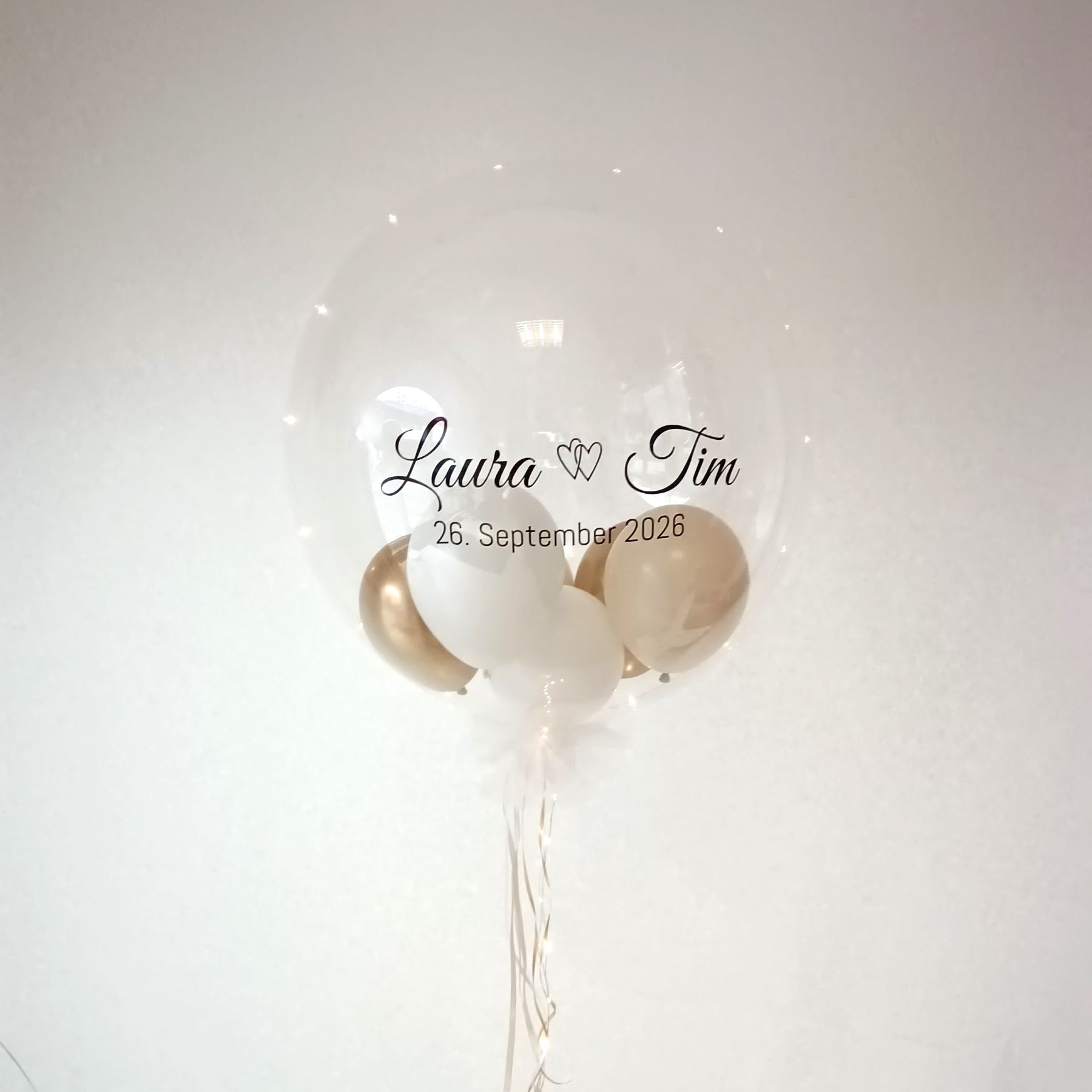 Bubble Ballon personalisiert mit Lichterkette